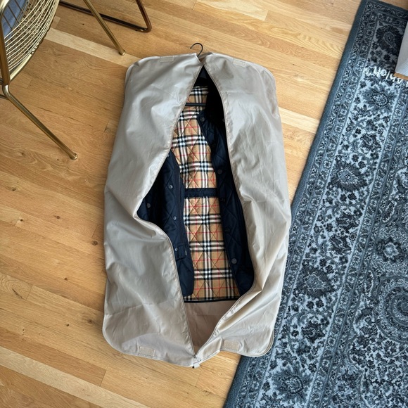 Burberry Jacket - Picture 10 of 10